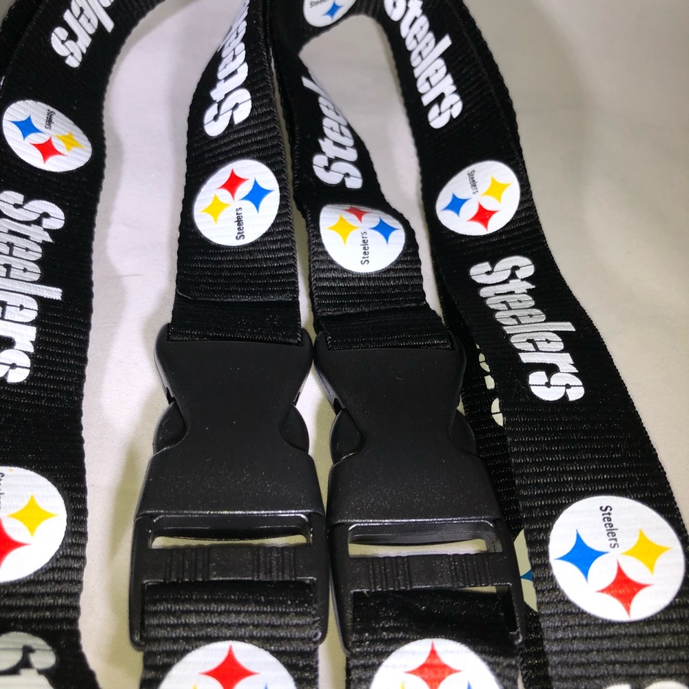 TWO (2) Pittsburgh Steelers Lanyards/Keychains - Picture 3 of 8